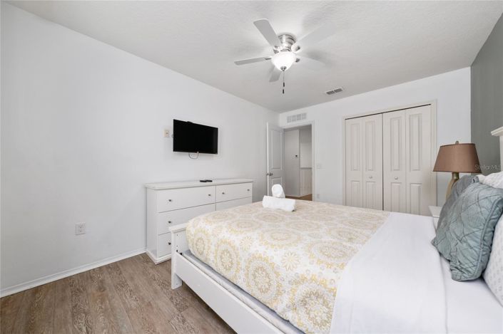 Image No.32-7 Bed House for sale