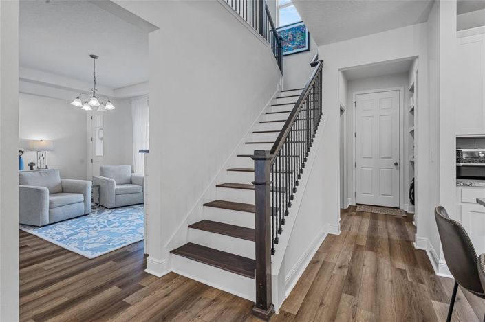 Image No.19-4 Bed House for sale