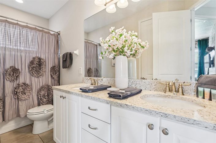 Image No.28-5 Bed House for sale