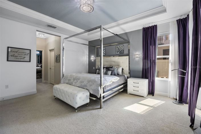 Image No.19-4 Bed House for sale