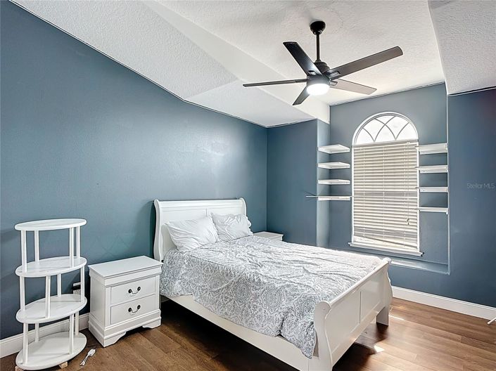 Image No.49-5 Bed House for sale