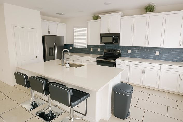 Image No.10-5 Bed House for sale