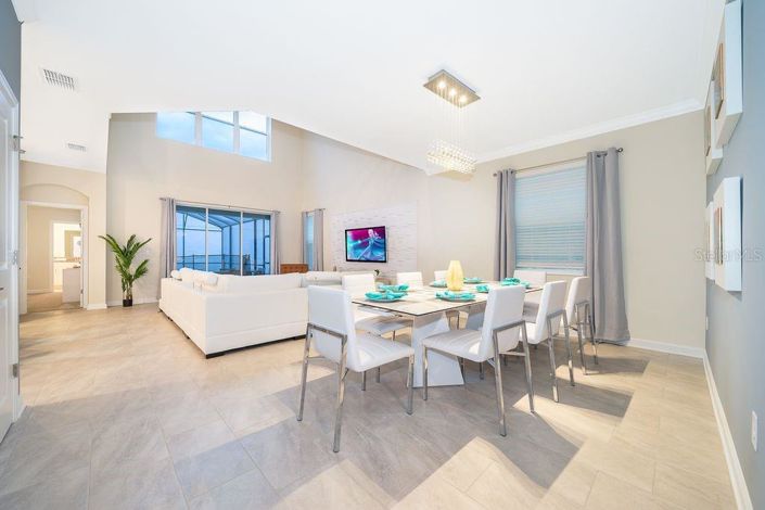 Image No.9-5 Bed House for sale