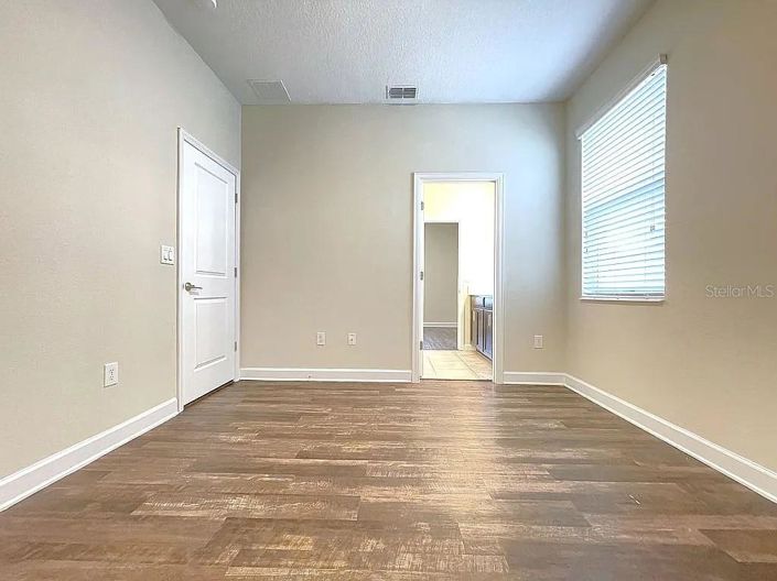 Image No.11-Maison de 4 chambres à vendre à Winter Garden