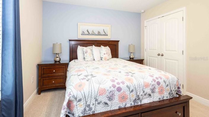 Image No.24-6 Bed House for sale