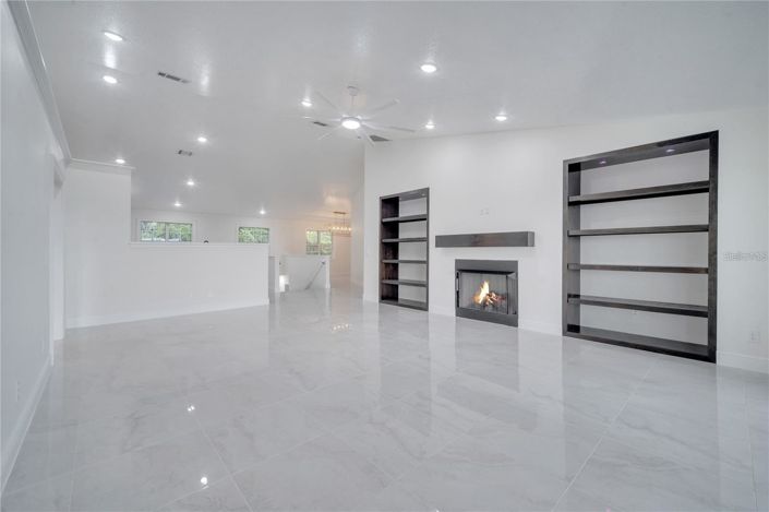 Image No.12-4 Bed House for sale