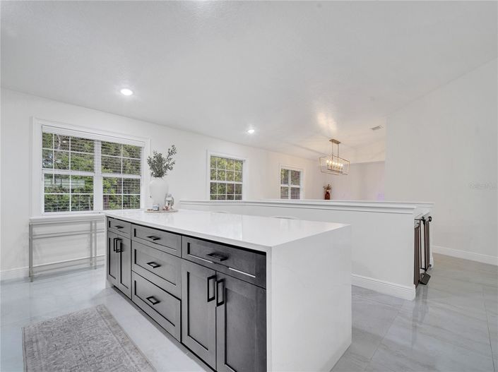 Image No.17-4 Bed House for sale