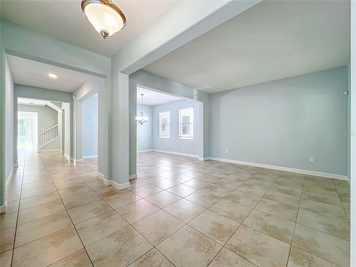 Image No.8-4 Bed House for sale