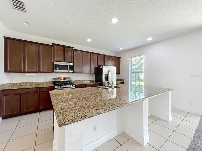 Image No.13-5 Bed House for sale