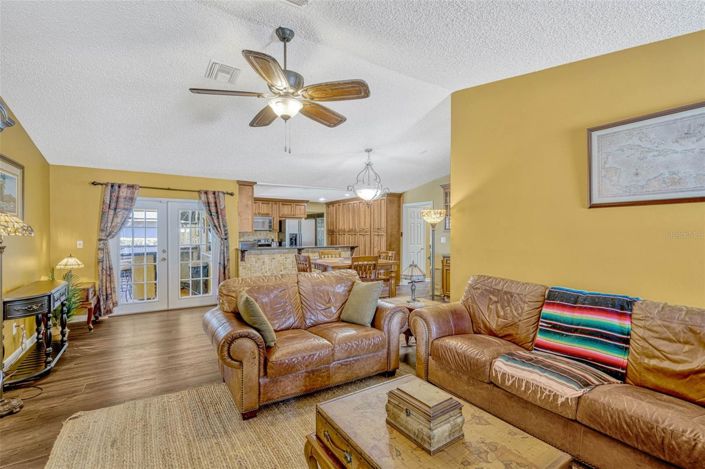 Image No.5-Maison de 4 chambres à vendre à Orlando