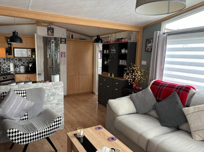 Image No.10-2 Bed Mobile Home for sale