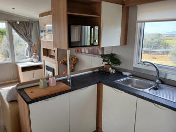 Swift-Bordeaux-Saydo-Manhattan-Interior--17-