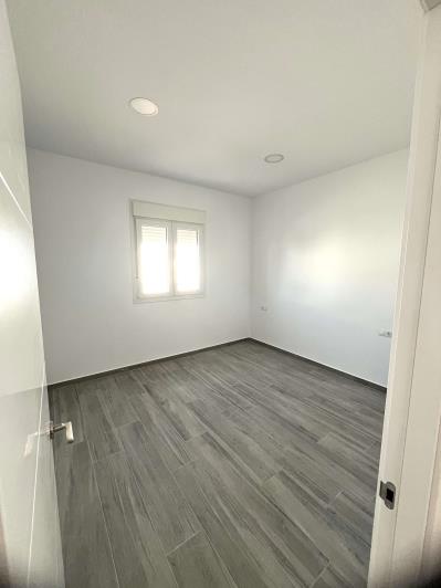 Image No.9-2 Bed Villa for sale