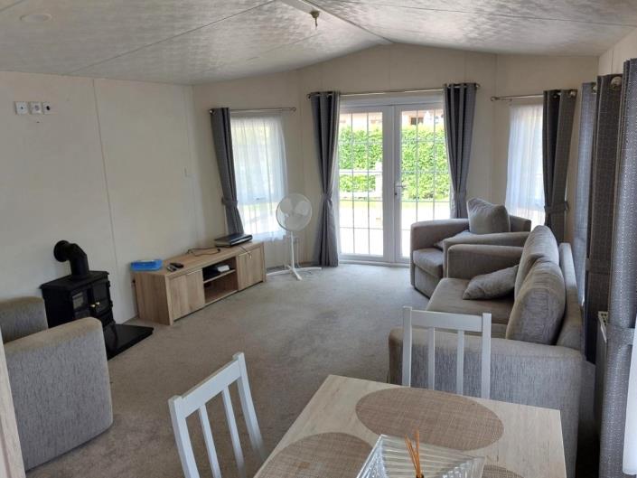 Image No.3-2 Bed Mobile Home for sale