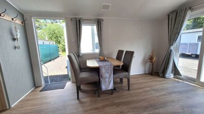 Willerby Ellerton 28ft UK Showground (4)