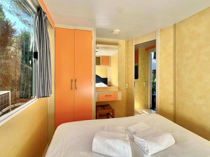 Image No.8-2 Bed Mobile Home for sale