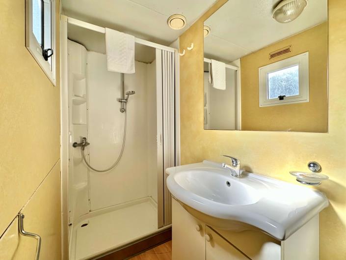 Image No.17-2 Bed Mobile Home for sale