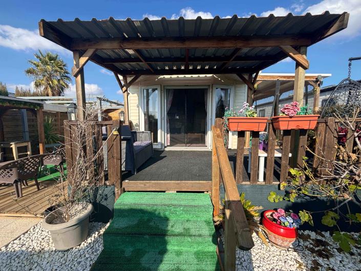 Image No.4-2 Bed Mobile Home for sale