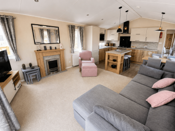 Willerby-Waverley-Pool-Court-Saydo-Park--5-
