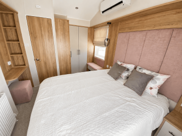 Willerby-Waverley-Pool-Court-Saydo-Park--10-