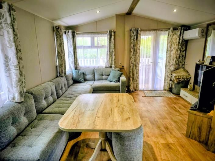 Image No.10-3 Bed Mobile Home for sale