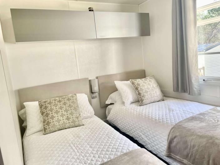 Image No.18-2 Bed Mobile Home for sale