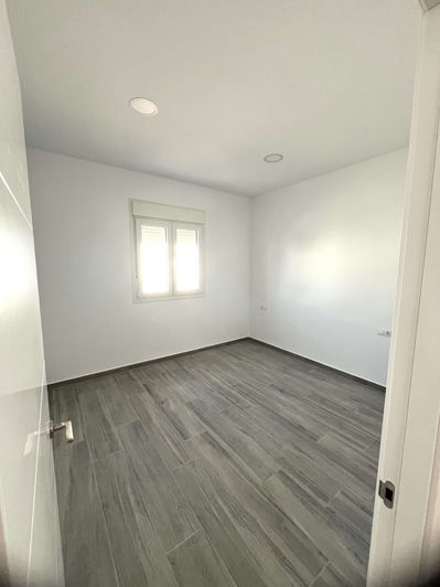 Image No.9-3 Bed Chalet for sale