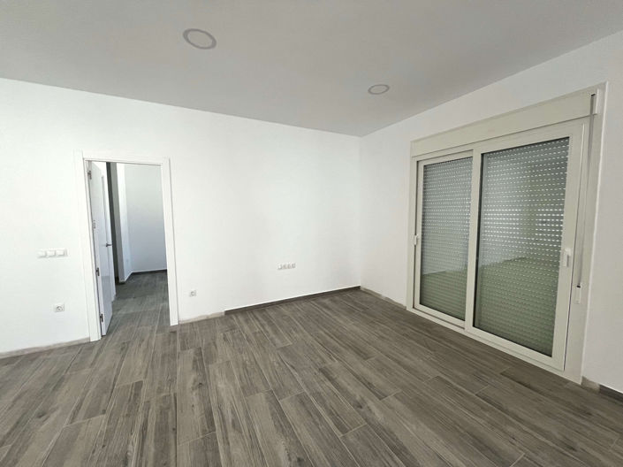 Image No.4-3 Bed Chalet for sale