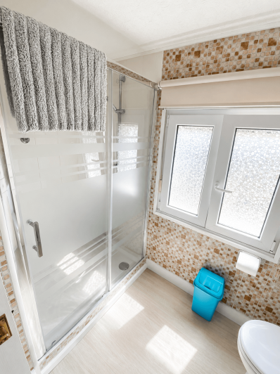 Image No.33-3 Bed Mobile Home for sale