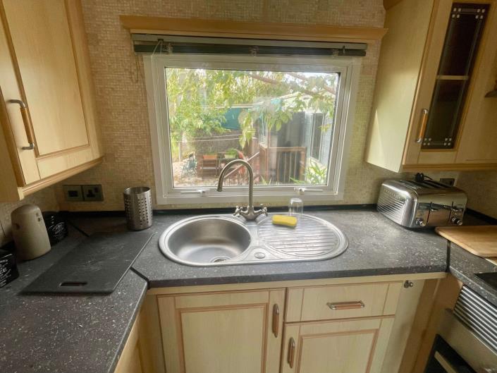 Image No.20-2 Bed Mobile Home for sale