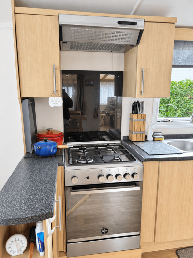 Image No.10-2 Bed Mobile Home for sale