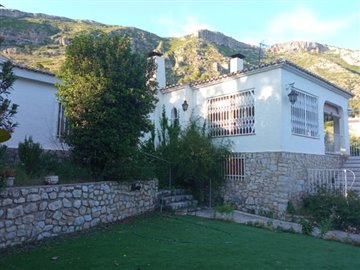 villa-jardin-1769clf-1