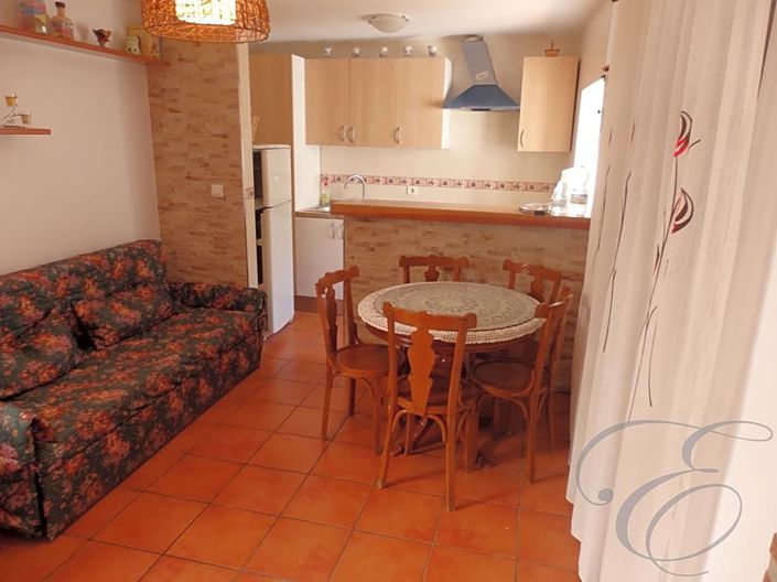 Image No.4-4 Bed Property for sale