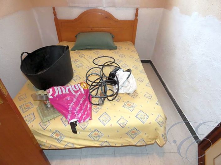 Image No.19-7 Bed Property for sale