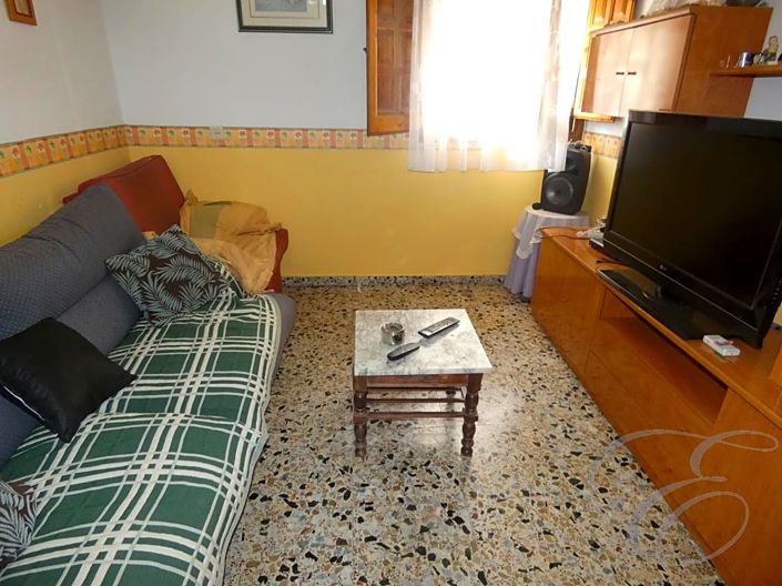 Image No.3-7 Bed Property for sale