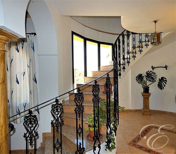 Image No.7-Propriété de 7 chambres à vendre à Casabermeja