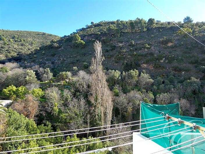 Image No.16-5 Bed Property for sale