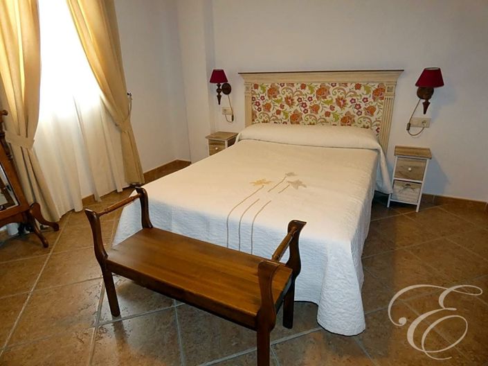 Image No.9-Propriété de 4 chambres à vendre à Periana