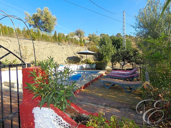 Image No.13-3 Bed Property for sale