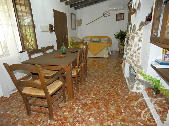 Image No.4-3 Bed Property for sale