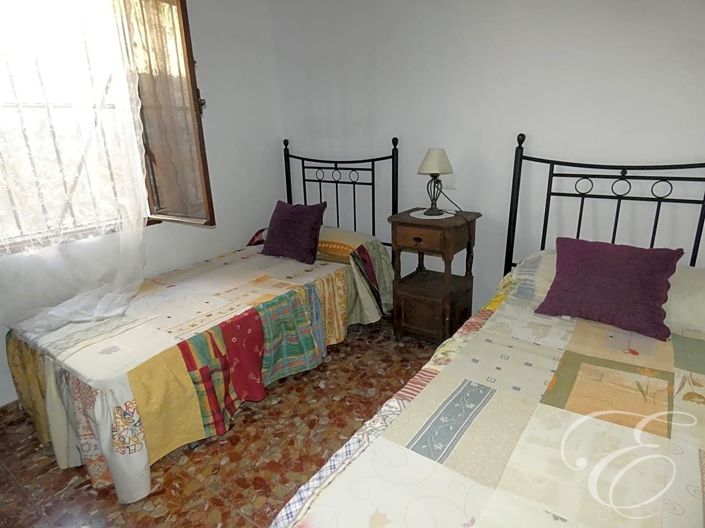 Image No.7-3 Bed Property for sale