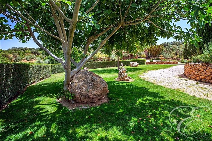 Image No.33-4 Bed Property for sale