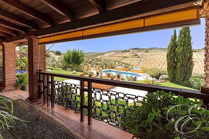 Image No.38-4 Bed Property for sale