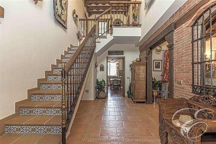 Image No.9-4 Bed Property for sale