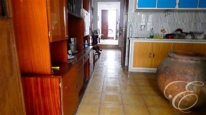 Image No.6-3 Bed Property for sale