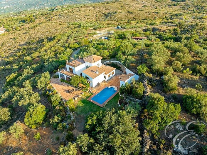 Image No.27-4 Bed Property for sale