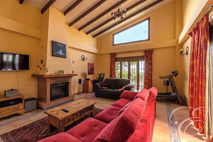 Image No.5-4 Bed Property for sale