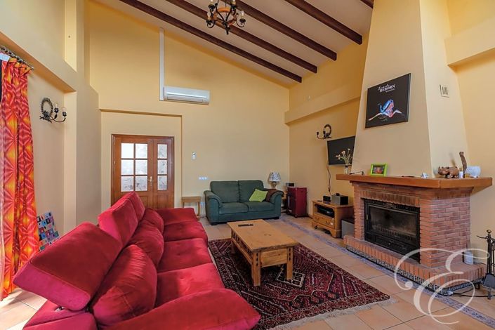 Image No.6-4 Bed Property for sale