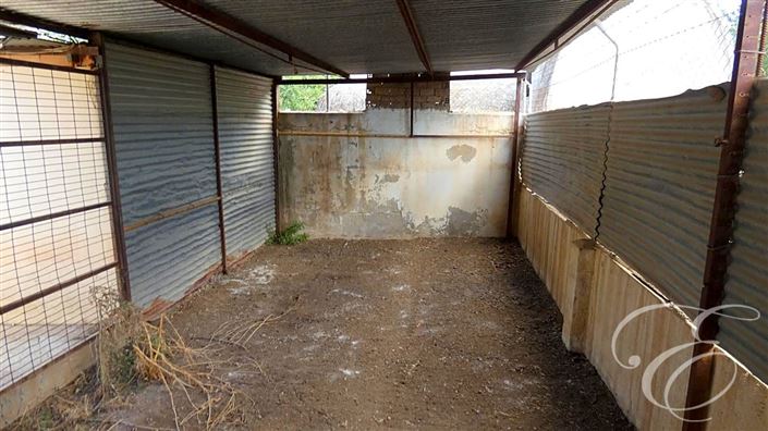 Image No.13-3 Bed Property for sale