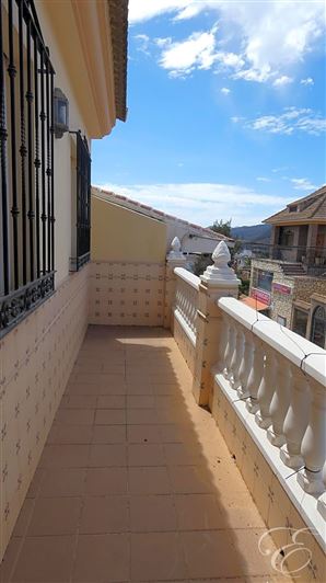 Image No.22-3 Bed Property for sale